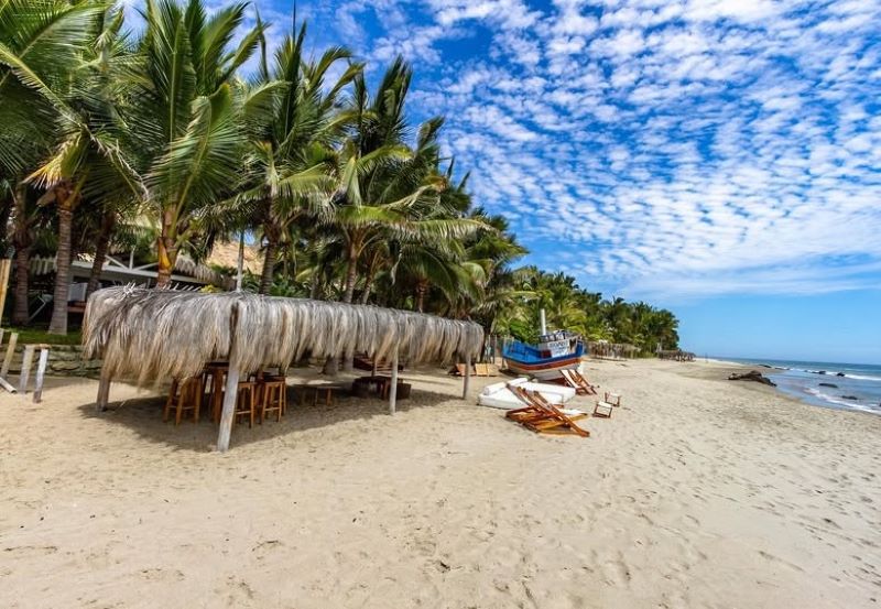 Tour Máncora y Playas del Norte 4 Días - Surf, Sol y Relax en el Pacífico